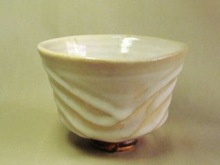 白釉結び高台茶碗（夕彩）　桐箱付きの画像