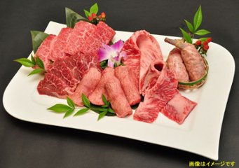 米沢牛 炭火焼肉 上杉 バーベキューセット 【￥5,500コース】 / 〔カルビ 72g・厚切り上タン 100g・サガリ 72g・ゲタ 200g・骨付きウィンナー 3本〕の画像