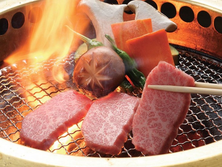 お歳暮ギフト 【早割】 米沢牛 霜降りカルビ (焼肉用) / ギフト包装でお送りします。画像