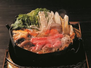 【お歳暮ギフト】 米沢牛 肩ロース [すき焼き用] 350g　〔※冷凍発送〕 / ギフト包装でお送りします。 今だけ!! グラム固定＆冷凍規格のなのでコスパ最強！画像