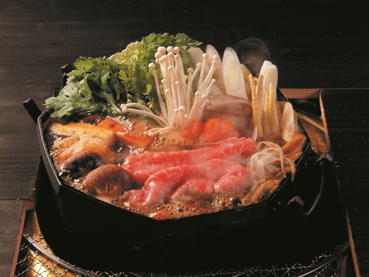 【特売・期間限定】 米沢牛 肩ロース [すき焼き用] 350g　〔※冷凍発送〕 / 本場 米沢から直送！店頭受取なら『送料無料』 【期間限定：10月20日～2026年1月31日まで】画像