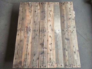【パレット材-カラマツ】 パレット(古材) 20mm厚／基本仕上げ（2面磨き）／ 厚20×幅110〜120×長さ1100mm 10枚入/セット（1.32平米）【数量限定品】画像