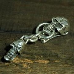 Stare Skull with Skull Clip Keychainの画像