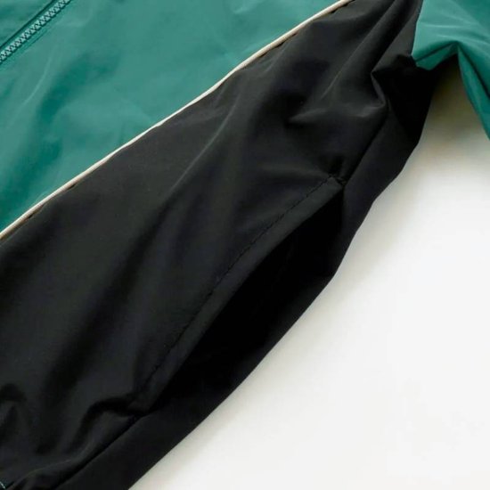 nexchic「バック刺繍タフタウインドブレーカー」(130-150cm) 画像