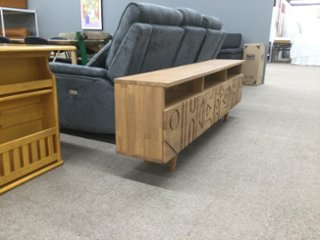 【無垢材】テレビ台｜パイン　170㎝テレビボード｜彫刻入り｜ブラウン｜大川家具　画像