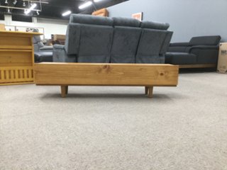 テレビ台、やや大きめ　シンプルなテレビボード　無垢　オイル仕上げ　140㎝テレビ台の画像