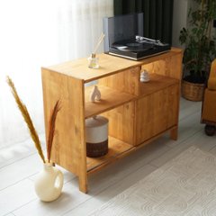 寝室のスタイリッシュな家具　　テーブルキャビネット　リビングダイニングの画像