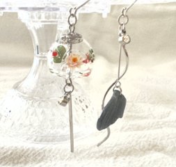 金魚と蓮のピアス(イヤリング変更可能)silver画像