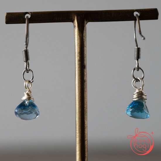 お守りピアス 天然石 スイスブルートパーズ【直感力・人間関係・前向き】画像