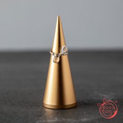 【恋愛運・人間関係】お守り 指輪 リング レインボームーンストーン ピンキーリングの画像