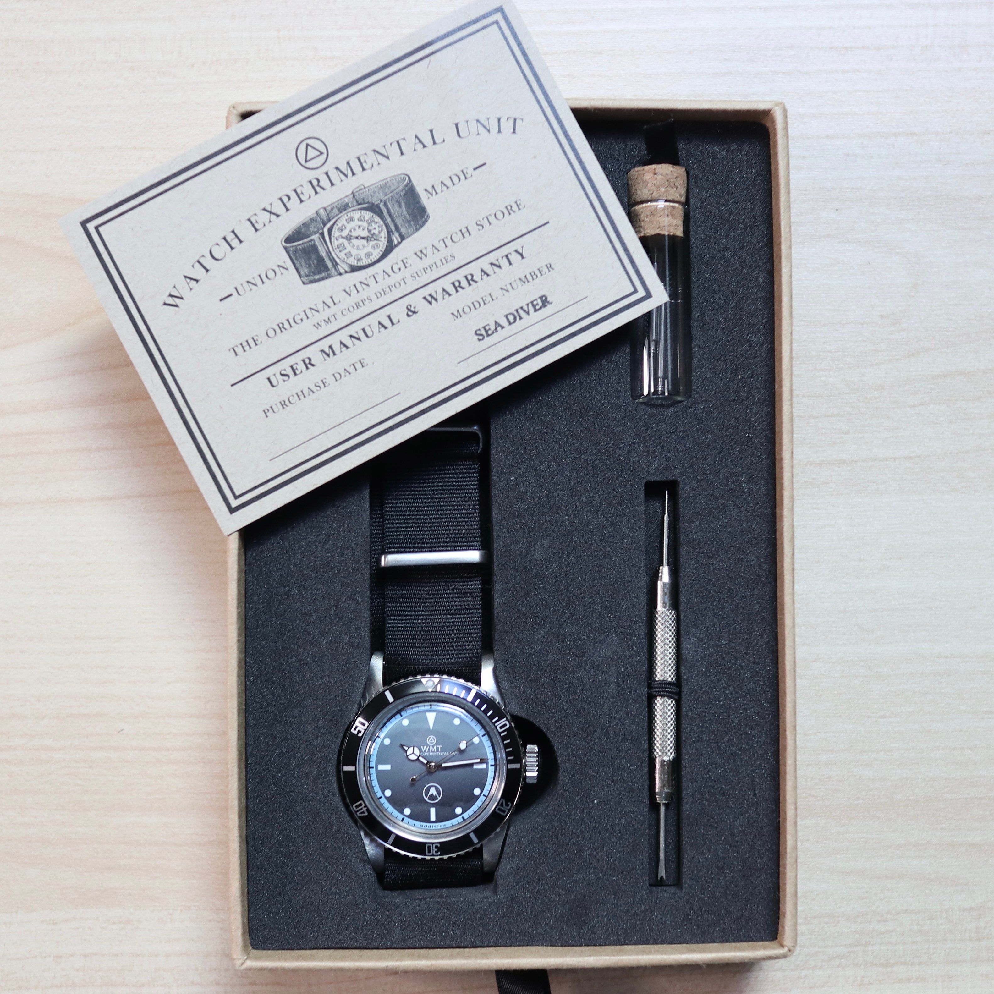 WMT WATCH】Sea Diver / Proto Gradation - MT.Fuji White Blue