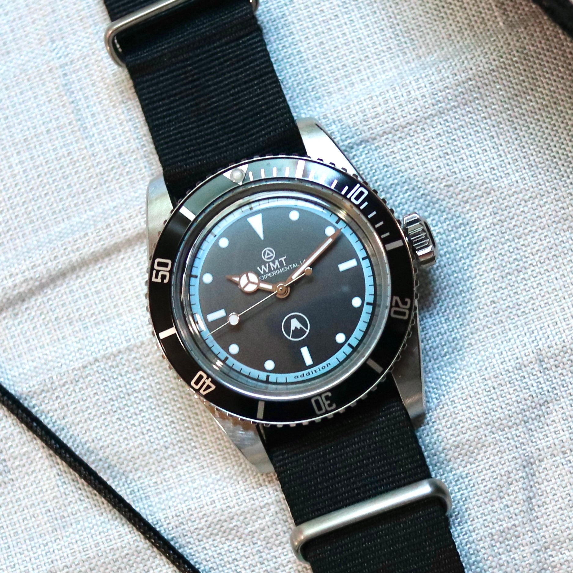 WMT WATCH】Sea Diver / Proto Gradation - MT.Fuji White Blue