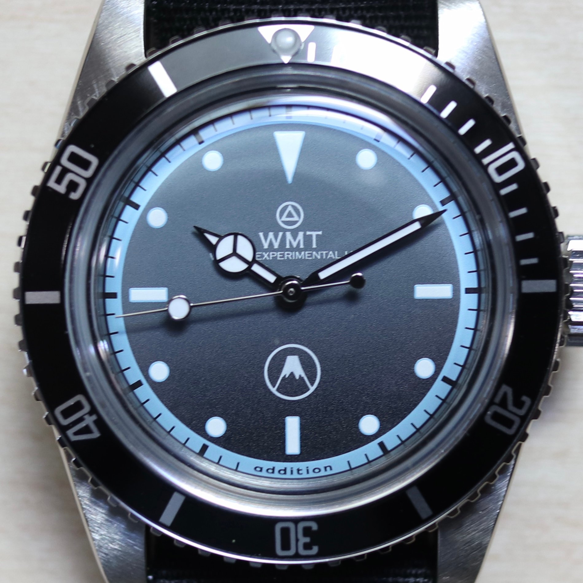 WMT WATCH】Sea Diver / Proto Gradation - MT.Fuji White Blue