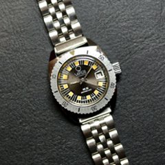 【Venus】Vintage Diver NOS / 腕時計 レディース おしゃれ ブランド 人気 30代 40代 50代 60代 おすすめ プレゼントの画像