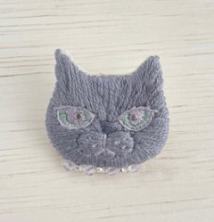 ハンドメイド猫さん刺繍アクセサリー画像