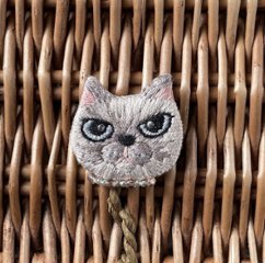 ハンドメイド猫さん刺繍アクセサリー画像