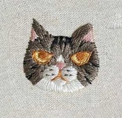 ハンドメイド猫さん刺繍アクセサリー画像