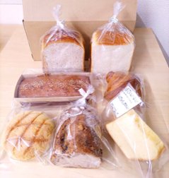 甲州みそパウンド&パンセットの画像