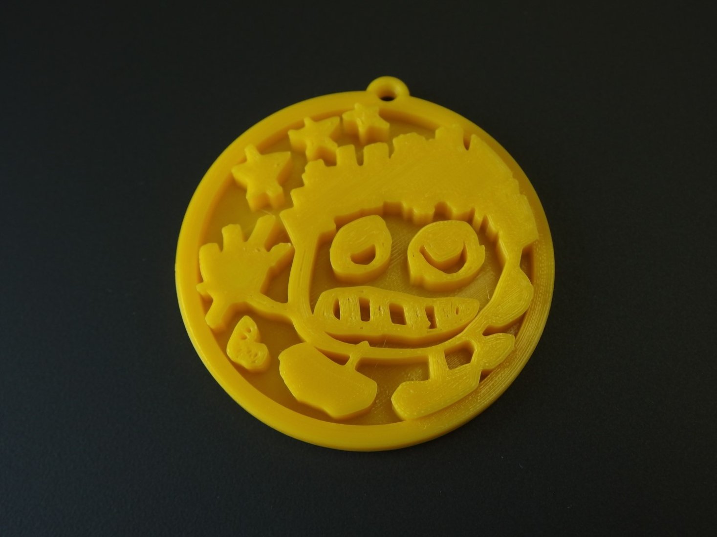 自分が描いた絵から３Dプリンターでメダルを作ろう（基本・単品）｜創作品モール あるる