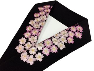 刺繍［黒］桜づくし柄半衿画像