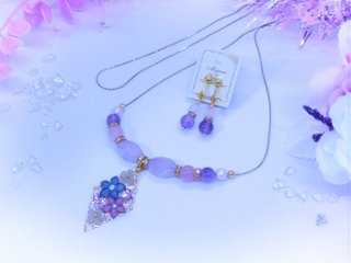 ラベンダーアメジスト＆ローズクオーツネックレスとイヤリングのセット画像