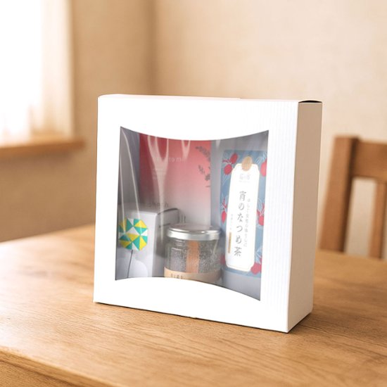 【なつめ茶】癒しの睡眠ギフトBOXセット（なつめ茶、五感アロマキャンドル、ハーブバスソルト、ピローミスト）画像