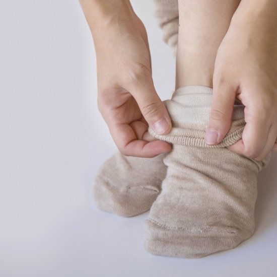 ゆるり宵の4点ギフトBOXセット（宵のなつめ茶TB4個分・アロマキャンドル・よもぎ入浴剤・シルクソックス）画像