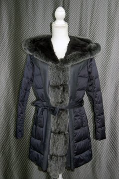 ラビットダブルフェイス＆ダウン　フーディーコート　Foxトリムの画像