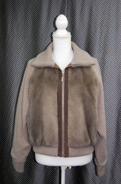 シルバーブルーミンク＆カシミヤ混ウール　ダウンジャケットの画像