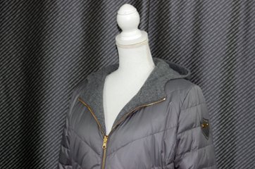 レッキスファー使い　ウール混＆ダウンリバーシブルフーディーコート画像