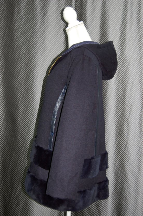 レッキスファー使い　ウール混＆ダウンリバーシブルフーディーコート画像