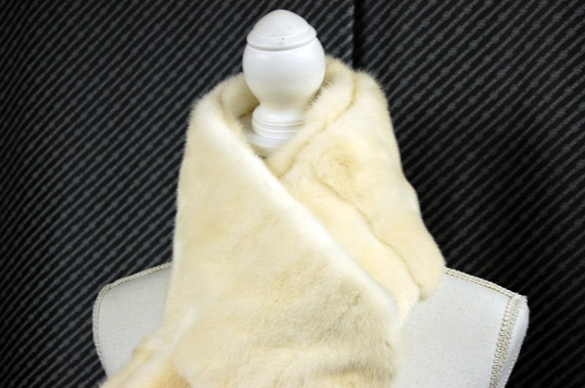 パールミンク　ロングマフラー画像