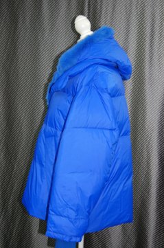 レッキスファー使い　フーディーダウンジャケット画像