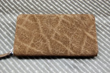 エレファント革　ラウンド長財布の画像