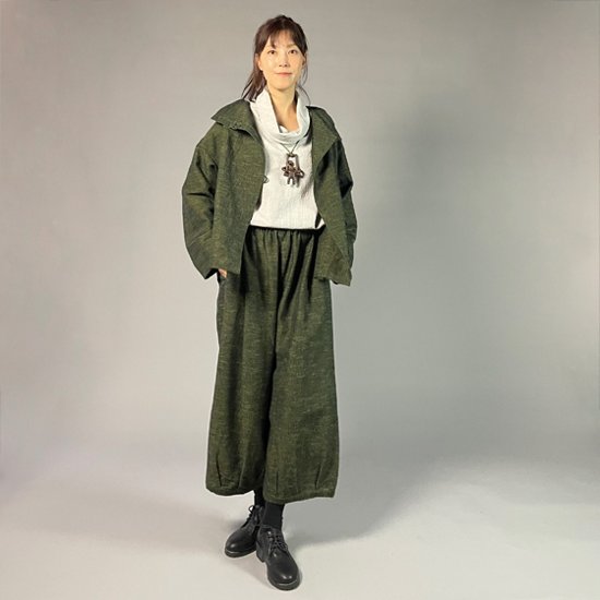 【遠州綿紬】タックワイドパンツ　あらし　無地　草色画像
