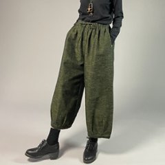 【遠州綿紬】タックワイドパンツ　あらし　無地　草色画像