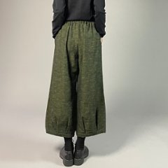 【遠州綿紬】タックワイドパンツ　あらし　無地　草色画像