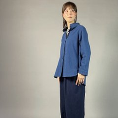 【備後絣】藍染め　台衿付きスタンドカラーブラウス　配色切り替え　中紺　青画像