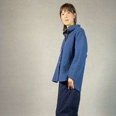 【備後絣】藍染め　台衿付きスタンドカラーブラウス　配色切り替え　中紺　青画像