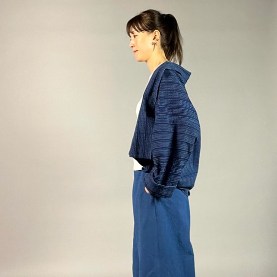 【遠州木綿】藍染め　羽織ショートジャケット　刺し子風縞柄　紺画像