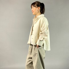 【亀田縞】ロングカフスショートブラウス　ワッシャー　オフホワイト画像