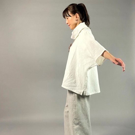 【備後絣】オフタートルプルオーバー　七分袖　白スラブ画像