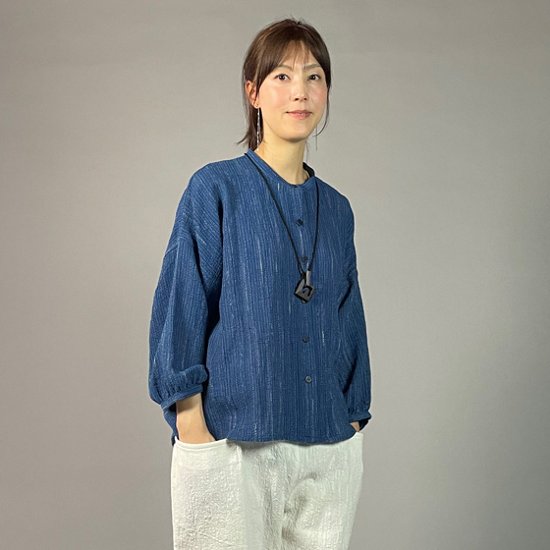 【備後絣】藍染め　前開きバルーン袖ブラウス　文人絣　中紺画像