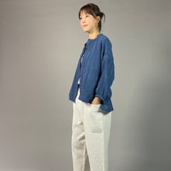 【備後絣】藍染め　前開きバルーン袖ブラウス　文人絣　中紺画像