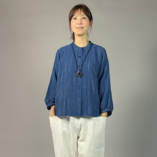 【備後絣】藍染め　前開きバルーン袖ブラウス　文人絣　中紺画像