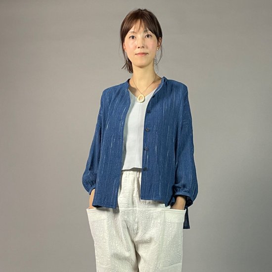 【備後絣】藍染め　前開きバルーン袖ブラウス　文人絣　中紺画像