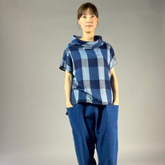 【遠州木綿】藍染め　フレンチオフタートルブラウス　格子画像
