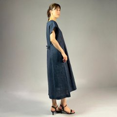 【近江ちぢみ】麻100％　フレンチ袖ワンピース　鉄紺画像