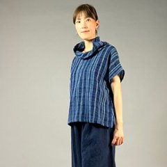 【遠州木綿】藍染め　フレンチオフタートルブラウス　ソフト格子の画像