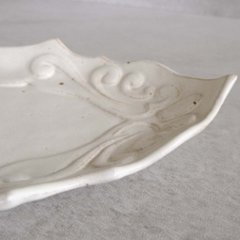 アラベスク文長皿画像